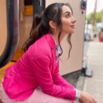 Gimena Gómez Instagram – •| 1. Éstos días en filmación de próxima tv serie en mi querida ciudad de México. 2. Me opongo a ponerme los tacones sino hasta el set ó siente poder de mi chantufla 3. Curso de cómo hacer que tu pelo crezca según tu personaje. NO son extensiones, eso se estudia en el segundo semestre de la carrera de actuación. Inventados. 😜 |•
.
.
.
#filmingseason #90minutos #tvseries  #actresslife