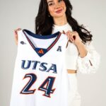 Gimena Gómez Instagram – •| What a weekend! For almost 5 years I’ve seen my now fiancée working hard every day to accomplish his goals. He has taught me perseverance, resistance and resilience as well as many other things. He is not only the new @utsambb head coach now, but also my life coach, too. Thank you so much to the people of San Antonio for the warm welcome! We are so blessed to be a part of this community!
Go Runners! 🤙🏻 |• 
.
.
.
#roadrunners #utsambb #utsaconference #sanantonio #coachclaunch