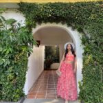 Gimena Gómez Instagram - •| Me escapé de fin de semana y @hotelquintalasflores fue mi oasis de paz y relajación para recargar pilas y regresar a mi loquita CDMX a mi rutina de filmaciones, clases de danza, canto y rush en general. La buena noticia es que solo son dos horas de camino. La mala: voy a extrañar éste clima perfecto! ☀️ |• . . #hotelquintalasflores #cuernavaca #weekendscapeaway #cuernavacazo