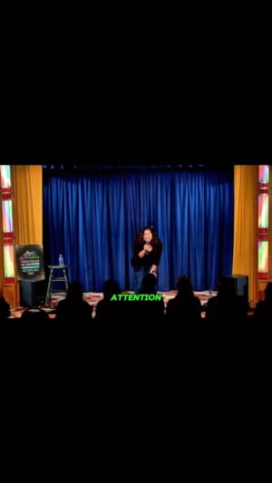 Gina Brillon Instagram - Disclaimer: some people love being single… none of those people were at this show lol! Also, this is an old clip that I found in my albums 🫶🏼 #ginabrillon #😂 #comedy #marriedlife