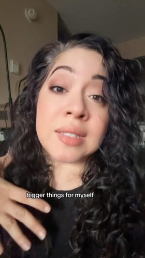 Gina Brillon Instagram - Happy #motivationalmonday #mindset is everyday, minute to minute work #ginabrillon