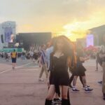 Gina Dirawi Instagram - Spelar ingen roll hur ny mobil man har, alla bilder känns ändå iPhone 3🫠 @primavera_sound