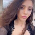 Gina Dirawi Instagram - Spelar ingen roll hur ny mobil man har, alla bilder känns ändå iPhone 3🫠 @primavera_sound