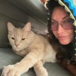 Gina Gershon Instagram - Me and My Loverboy the Notorious Lord Louie, were too busy making out yesterday to post our instagram photo. Why post when you can be kissing instead. #postmeowtal #clawmebaby #lordlouie