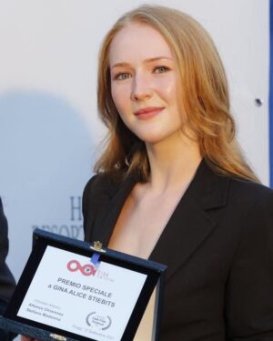 Gina Stiebitz Instagram - Our short film Tre Visi won 3 prizes in Italy last week. I also received one as best international actress, grazie mille Ciak Filmfestival! 
More to come ✨
(And yes my name was written wrong,not the first time this has happened 🫠)