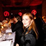 Gina Stiebitz Instagram - @armanibeauty x @harpersbazaargermany Berlinale Dinner 🧨