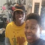 Gina Yashere Instagram - Me & @lylarow messing around in the garage gym this morning! Hope it inspires a few people 😁 Workouts sent to me by my watcher @gravisfit #garageworkout #garagegym
