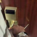 Gina Yashere Instagram - Bay Area Hotel #ginashotelrooms ! I also did one for the detox resort, but I was too busy dreaming about oxtails & forgot to post it. Lemme know in the comments if I should still post it 🤣 I think I might have been too generous with this one. Am I losing my touch? Should it have been a D? I made @karindadobbins Keep her car running in case I had to dive outta there 🤣 Anyway, see you tonight SAN FRANCISCO & the rest of you Americans, BOOK YOUR TICKETS FOR #THEWOMANKINGOFCOMEDY DON'T ASK ME SHIT!! GINAYASHERE.COM FOR DEETS BROOKLYN NYC PORTLAND OR DETROIT LOS ANGELES WASHINGTON DC CHICAGO MONTREAL TORONTO COMING SOON #ginashotelrooms #controlcondom #travelinggermaphobe Video taken with my trusty #googlepixel7pro #giftfromgoogle @googlepixel_us
