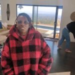 Gina Yashere Instagram - GIMME THE ARTIST!! GIMME THE YEAR!! Come thru my rare groovers! #choonsontuesdays #choonsontuesday #noshazam #under30sdontevenbother #thisaintyourgame Come on @djspoony !! I know I got this one