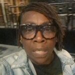 Gina Yashere Instagram - WE GOIN LIVE! Hit my web link in the bio to get FREEEEEEEE tix to the live recordings of @bobheartsabishola LEGGO! Can't wait to see ya. Oh, & while you're there, join the mailing list, so you get the goods on what's happening before anyone else, (and you'll know exactly which eps KEMI will be on 😜) Oh, & BUY MY BOOK! #cackhanded. Audio (yes by me) or print #bobheartsabishola #bob❤️abishola #Ginabackinhollywood #comedian #showrunner #writer #actor #fuckinbadass