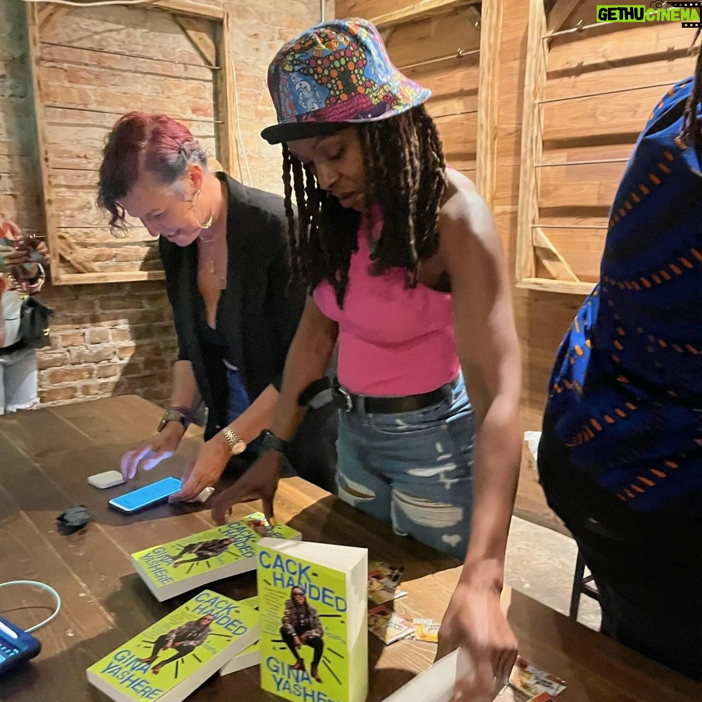 Gina Yashere Instagram - Well Chicago, what can I say! What a venue, @thaliahallchicago, what an audience. What a city! #thewomankingofcomedy tour so far has been🔥 Thanx to all of you who came out & lined up for over an hour after the show & bought all my books! The rest of you who bought after we'd run out, we'll get yours mailed ASAP! Thanx to my opener @kellyehoward who kilt it! & my @djkceaser who hyped the crowd & my set! @cfcarter8 , @marymorten & my in laws Paul & @sunnyfisch who corralled half the city to my show @onthemoonarts for finding me all these cool AF venues Truly love & appreciate you all! Fly af reversible jacket from @ofuure, a burfday present from my wonderful @bobheartsabishola costume department, @karlastyle @alicogodachy @andrearosedas @kara_l_owens DC! YOU'RE UP NEXT! GET YOUR TICKETS! DON'T ASK ME SHIT!! GINAYASHERE.COM FOR DEETS WASHINGTON DC PORTLAND OR DETROIT LOS ANGELES MONTREAL TORONTO