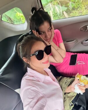 Girindra Kara Instagram - Capek banget berhari-hari nangisin orang di slide kedua 😪