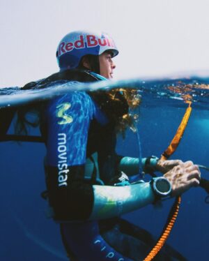 Gisela Pulido Instagram - una reflexión sobre el deporte y las marcas: siempre han ido de la mano. En mi caso, desde hace mucho tiempo, han apoyado mi camino y mis sueños, como mi familia. Es más, formando parte de ella. Las hay de todos los tipos, pero ningún patrocinador es mejor que otro. No existe la empresa perfecta, igual que tampoco la deportista perfecta, ni la que lo gana todo. Hay que quedarse con los patrocinadores que tienen los mismos valores que tú y que te acompañan de verdad en tu crecimiento 🌱

@movistar_es estuvo desde el principio y empezar 2024 con ellxs me tiene así: 💙🥹