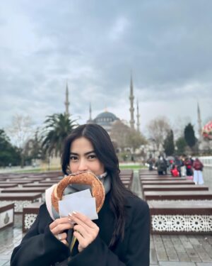 Gita Sucia Instagram - Istanbul ‘23; 🍯🌙