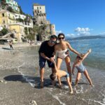 Giulia Bevilacqua Instagram – 29 ottobre bagno a Cetara.
❤️ @clavelnic vitto edo ❤️