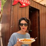 Giulia Bevilacqua Instagram - Tra le mie cose preferite: Mangiare (da Adolfo ancora meglio) in compagnia dei miei supereroi preferiti. @clavelnic ❤️ @daadolfopositano