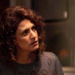 Giulia Bevilacqua Instagram - IL METODO FENOGLIO Finalmente stasera su @rai1official in prima serata. Non vedo l'ora di vederlo e che lo vediate anche voi, perché penso sia davvero un bellissimo e importante progetto. Grazie a tutti i miei fantastici colleghi, in primis @alessioboni66, al regista @cas__ale, ai produttori @produzioniclemart @_rai_fiction_, a @gianricocarofiglio che ha scritto i romanzi da cui è tratta la serie, gli sceneggiatori #dorianaleondeff e #antonioleotti, al direttore della fotografia @moiex, al costumista @alessandrofusco1, @silvia_beltrani e @altieri.daniela per il trucco e i capelli, @eleonoradevitofrancesco per la scenografia, e a tutte le persone che hanno lavorato per noi e con noi. Grazie Bari. E grazie a voi, ovviamente, se stasera rimarrete a casa a guardarci!!!