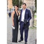 Giulia Bevilacqua Instagram - Grazie ancora a @gianlucademarchi e @lorenzodelia per la bellissima serata a supporto di @anlaids_lazio 💙 @clavelnic ❤️ Photo @stefanocolarieti_photographer styling @othersrl @brunellocucinelli_brand @delfinadelettrez @fendi