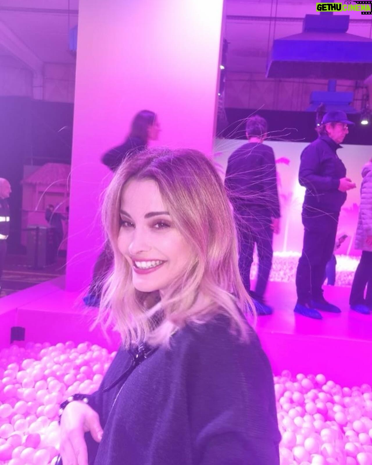 Giulia Elettra Gorietti Instagram - Un pomeriggio bellissimo al @museumofdreamers . . . . . . . #museumofdreamersroma #girls #italian #brasilian #german #portuguesa #moms #daughters #giuliaelettrago #funny #happy #barbiehouse #barbie