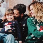 Giulia Elettra Gorietti Instagram – Buon Natale a tutti voi.
Vi auguro più che felicità stasera …la serenità.
A capodanno poi cambierò augurio.😄 
Godiamocelo e sentiamoci fortunati pensando a cosa accade altrove.
Love 
@ovspeople @ovskids 

.
.
.
.
.
.

#christmas #natale2023 #natale #natale23 #family #winter #navidad #buonnatale #mangiamoper24ore #giuliaelettrago #violante #pietroiemme9