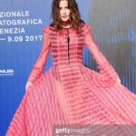 Giulia Elettra Gorietti Instagram - Manuel IL FIGLIO Presentato a Venezia nel 2017 é una coproduzione italo-francese… uno dei film che porterò sempre nel mio cuore. É stato un viaggio artistico e dell’anima e oggi voglio ricordarlo con voi. @darioalbertini_ Con @_andrea_lattanzi e @giulioberanek per me GIÙ GIÙ e la @francesca.antonelli10