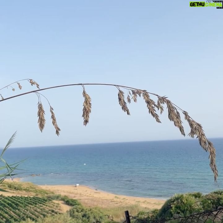 Giusy Buscemi Instagram - Ultimo giorno con la sabbia tra le dita… 💙 #maremio #sicilia