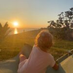 Giusy Buscemi Instagram - Dal Rullino dell’estate 1. Il regalo più grande é sempre il tempo insieme 2. Primo e ultimo momento di lettura estiva (👧🏼🧒🏼👶🏼) 3. La griglia Michelin* 4. Tramonto dentro al tramonto 5. Viaggiare per la Meta