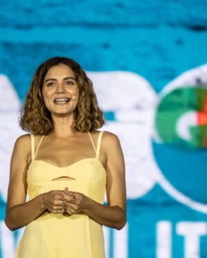 Giusy Buscemi Instagram - Travolgente, speciale. 
Non lo dimenticherò mai! Grazie ragazzi!
Grazie GMG Lisbona!!!!
#gmg 
Un grazie speciale a 
@verdianavitti 
@rossellarizzi 
@pg_ita