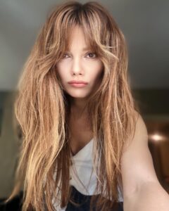 Actress Gizem Ünsal HD Instagram Photos and Wallpapers March 2024