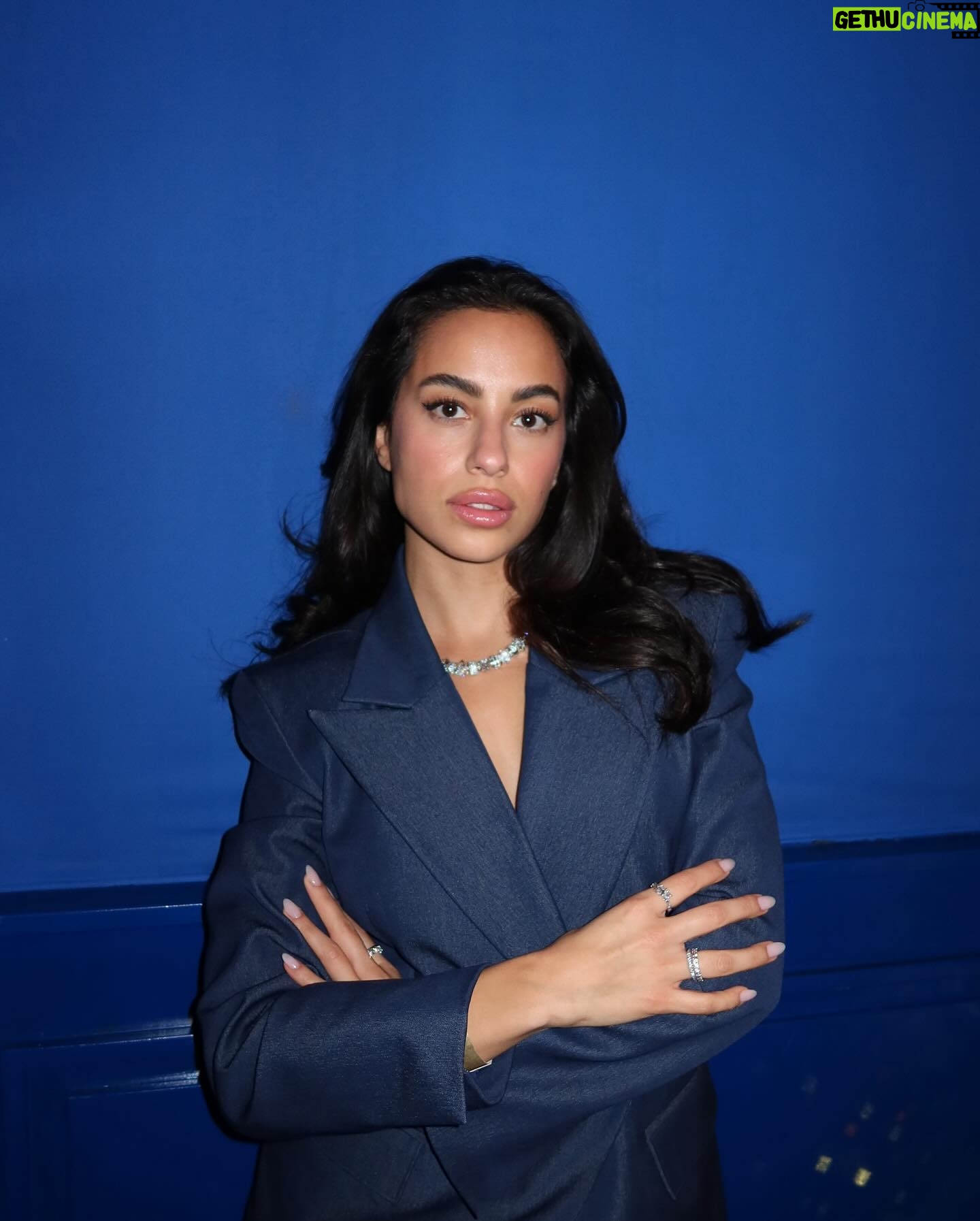 Gizem Emre Instagram - Spending the day with my @thisisbta family at the @berlinale 🎞️ thank you @theofficialpandora for joining me ✨ #BELOVE #ShotforPandora #ad