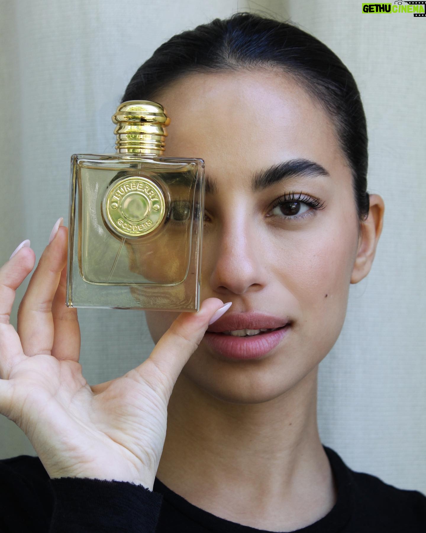 Gizem Emre Instagram - Embrace your inner goddess and join me on this journey of self-empowerment @burberrybeauty #BurberryGoddess #BurberryBeauty #thepowerwithin #ad