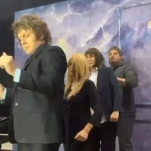 Gladys Florimonte Instagram - Bailando el chicharrón. @ivanramirezok @lauribruni @chrisalonsook