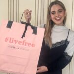 Glenda Resta Instagram – Un maglione di @fiorella_rubino come regalo di Natale e non sbagliate, parola di Zia Glenda!
#livefree #fiorellarubino #FW23 #curvyfashion #adv