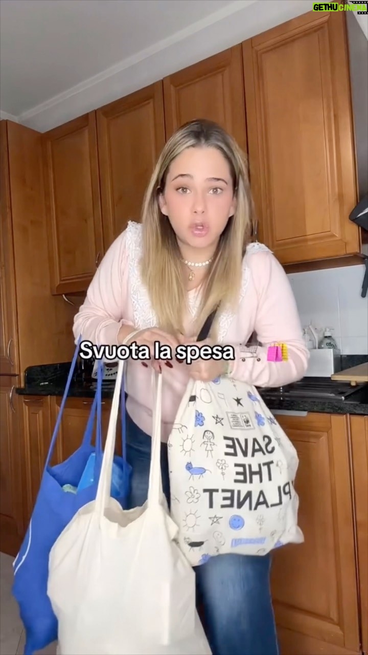 Glenda Resta Instagram - Se solo si potessero fare video più lunghi…quanto chiacchiererei😂 vorreste anche video del genere? Vi interessano?