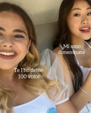 Glenda Resta Instagram - Oggi mi ero imparanoiata per una cosa… e mi sono messa a letto, poi mi hai videochiamata e mi sono scordata di tutto, ti voglio bene, mi manchi 💓🌷🫂