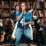 Glennis Grace Instagram – Morgen mag ik mijzelf weer laten zien en laten horen bij @omroepzwart en ik vind me dit toch een partij spannend! Hier alvast een snippit van I have nothing van Whitney Houston. Maar, ook eigen werk komt aan bod. Alvast veel plezier met luisteren of niet 😎Oké doei liefs Glennis 🩷