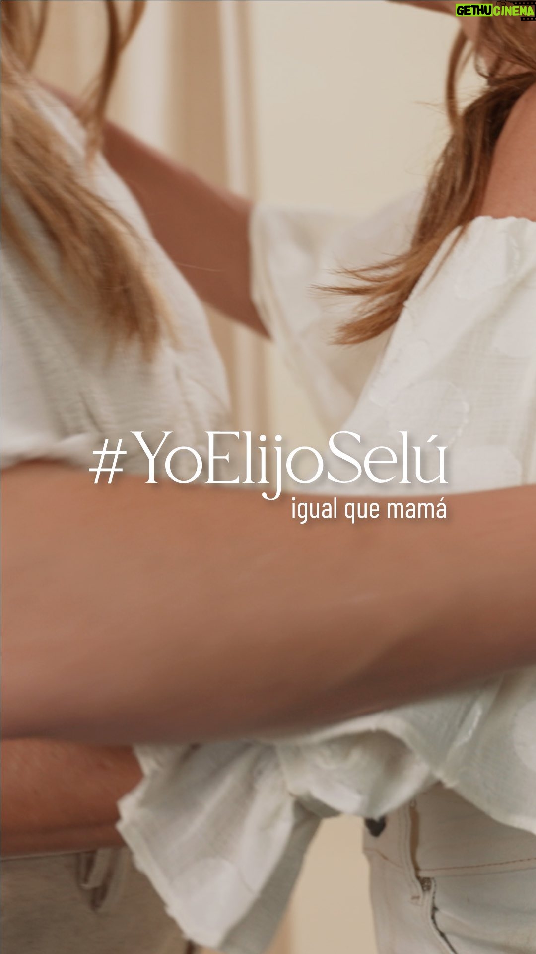 Gloria Carrá Instagram - #YoElijoSelú igual que mamá ✨ Elijo sus abrazos, que son los mejores sin competencia. Elijo nuestra conexión. Elijo nuestra aventura. Aprendemos, confiamos, compartimos, crecemos juntas. Celebramos a mamá todos los días. @gloria_carra & @amecaceres_ @pautrapani, @mileloketek & lokedelf @eleonorawexler & @miru_wassington