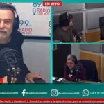 Gloria Carrá Instagram - Gracias @lalo.mirlo por el aguante 💪🏻✨ Un enorme placer hacer musiquita para vos y @radioconvos899 Martes 7 de noviembre 20:30 hs los esperamos en @cafeberlinbuenosaires Link de entradas en mi bio ✨ @coronadosdegloriaok