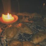 Gloria Carrá Instagram - Pensando canciones y comiendo empanadas @amecaceres_ ❤️❤️