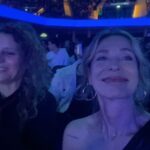 Gloria Carrá Instagram - Anoche en los @premiosgardel con amigas hermosas y talentosas @marieperticari @cataraybaud y @lanaprada Premiaron a @rusherking 😁🙏🏻❤️❤️ Alegría por él y por @angelatorres Premiaron a @milo.j felicidad por @amecaceres_ 😜✨ Soy feliz si mis hijas lo son ❤️ Escuche a @lebondavidok y a @fabitacontenta una maravilla ✨ Vi a @mirandaenvivo que son lo más y ganaron El Oro ✨✨ Y la genia de @lali además de romperla toda en el escenario habló sobre el lesbicidio 🙏🏻❤️ Su voz suma por todos lados. Gracias!! Reír con amigas es lo mejor de la vida 😘