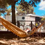 Gloria Carrá Instagram - Nos fuimos juntas a pasar unas pequeñas vacaciones a las hermosas casitas de @casa.kiri 🌊✨❤️🌱 Necesitábamos mucho estar en la naturaleza, descansar, leer, charlar y compartir entre nosotras, y con nuestros nuevxs amigxs Gaby y Rodrigo y su familia 🙂, unos días de paz y mar🙏🏽🌊 Les deseamos para este 2024 que se rodeen de todo lo que les haga bien ✨ Abraz🌸s
