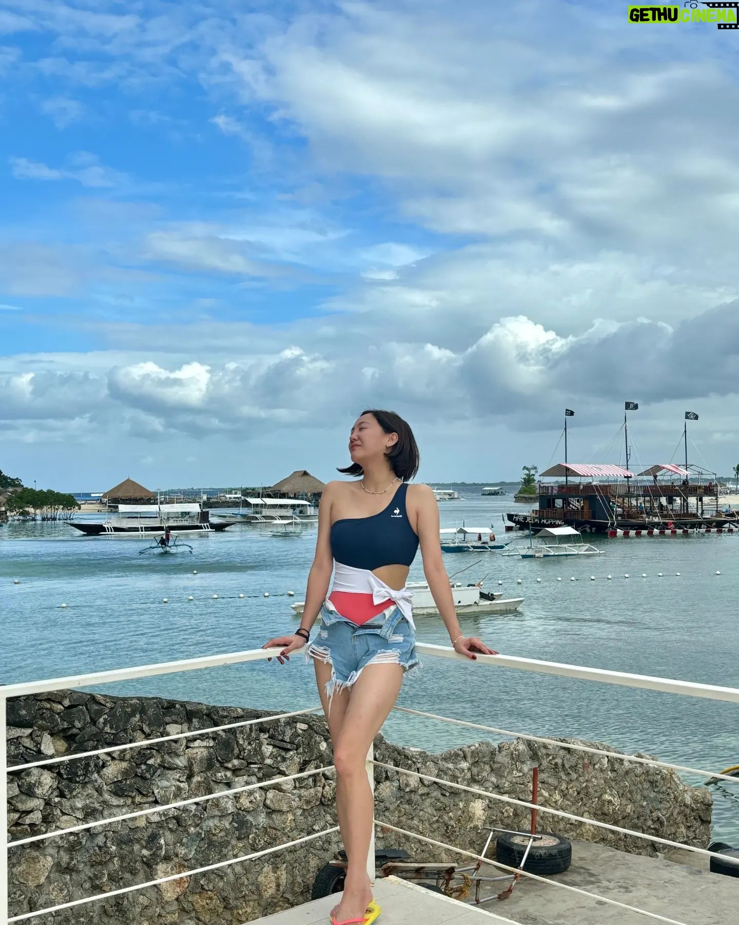Go Eun-ah - 1.5K Likes - 푸르르다 🐋🤍🧊🏝🌊
#세부 #여행 #힐링
오늘도 방아지들과의 만남을 기대하며 😊