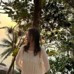 Go Bo-gyeol Instagram – Love #Thailand 🧡🙈🌴
