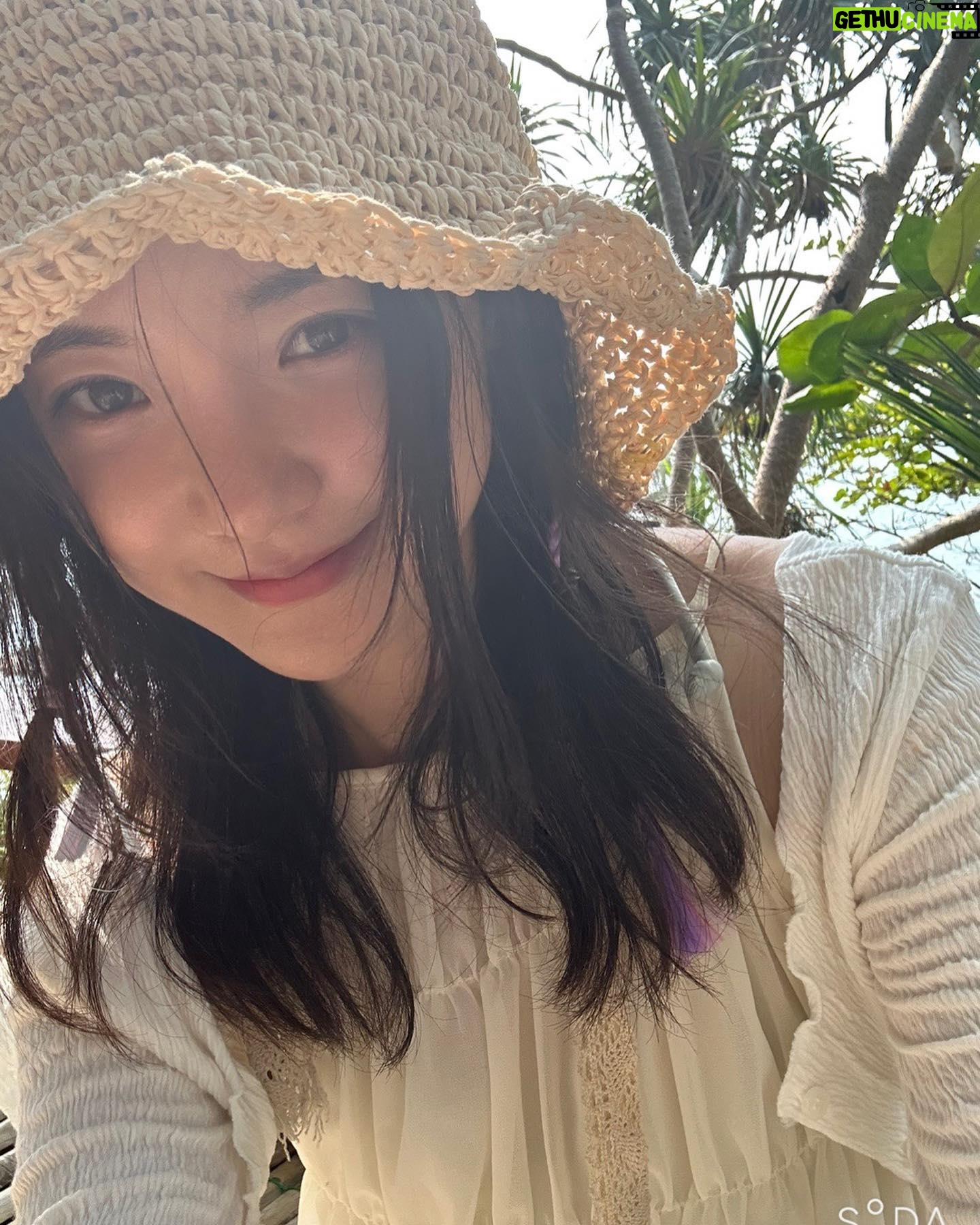 Go Bo-gyeol - 67.5K Likes - Love #Thailand 🧡🙈🌴