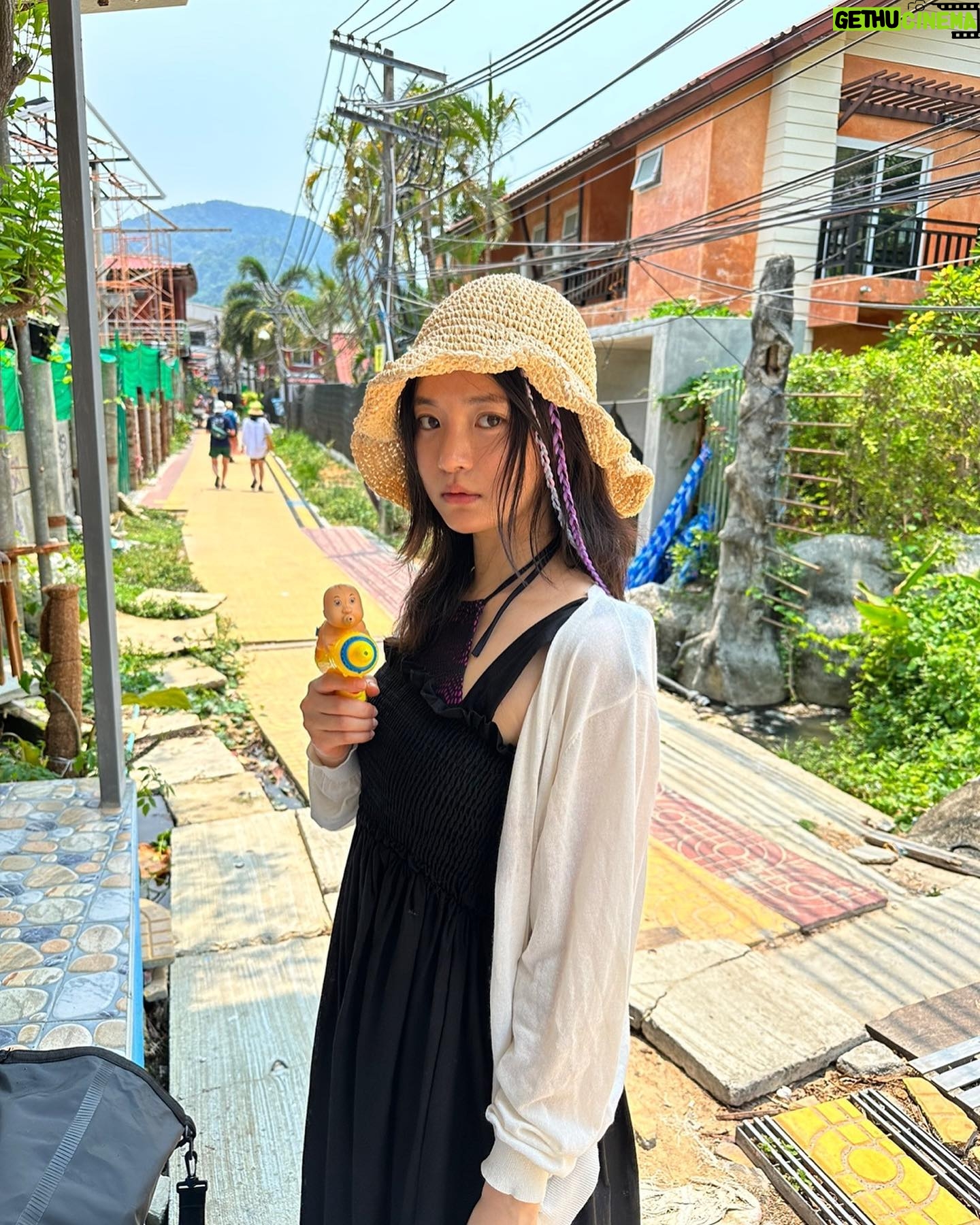 Go Bo-gyeol - 67.5K Likes - Love #Thailand 🧡🙈🌴