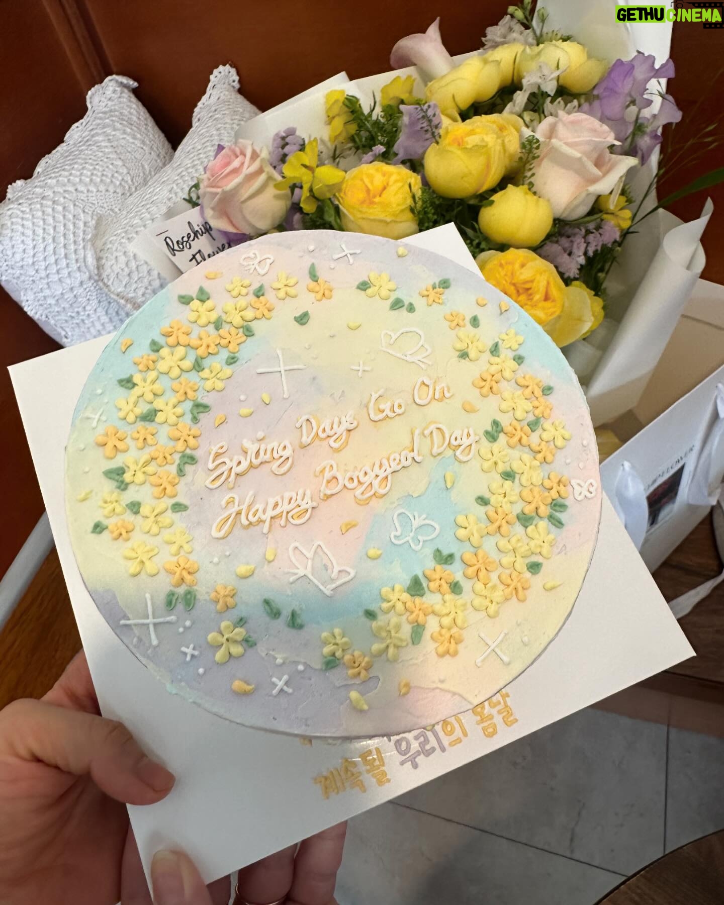 Go Bo-gyeol Instagram - 너무너무 고마워 사랑해 🌈🌼🌸⭐️☺️✨❤️ 이 응원으로 더더 열심히 할게요🥲👍