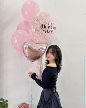 Go Bo-gyeol Instagram - 그동안 #성스러운아이돌 을 시청해주시고 김달을 사랑해주신 분들께 진심으로 감사드립니다. 

성스러운 아이돌을 함께 만들어주신 손길과 마음 하나하나가 너무나 귀하고 감사했습니다. 그리고 김달을 만날 수 있어 행복했습니다. 배우고 성장한 만큼 좋은 모습으로 또 뵐 수 있도록 노력할게요 😉

Thankyou and god bless you💗
#theheavenlyidol #kimdal