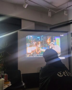 Go Bo-gyeol Instagram - 그동안 #성스러운아이돌 을 시청해주시고 김달을 사랑해주신 분들께 진심으로 감사드립니다. 

성스러운 아이돌을 함께 만들어주신 손길과 마음 하나하나가 너무나 귀하고 감사했습니다. 그리고 김달을 만날 수 있어 행복했습니다. 배우고 성장한 만큼 좋은 모습으로 또 뵐 수 있도록 노력할게요 😉

Thankyou and god bless you💗
#theheavenlyidol #kimdal