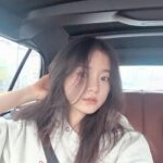 Go Bo-gyeol Instagram - 봄비가 내리는 날 📸🌺 곱슬머리😛 a spring rainy day