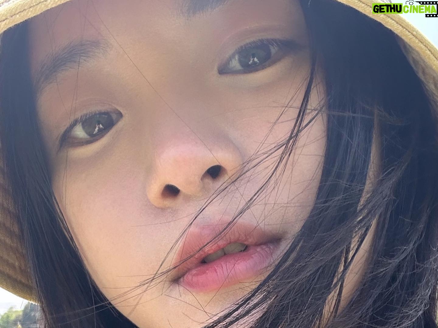 Go Bo-gyeol - 72.7K Likes - 🐦❓
.
.
.
보이지 않아도 있는 새